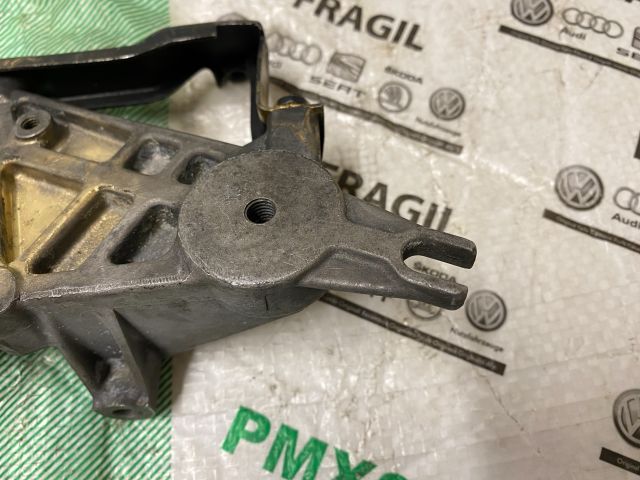 bontott AUDI A6 C6 Nagynyomású Szivattyú Bak