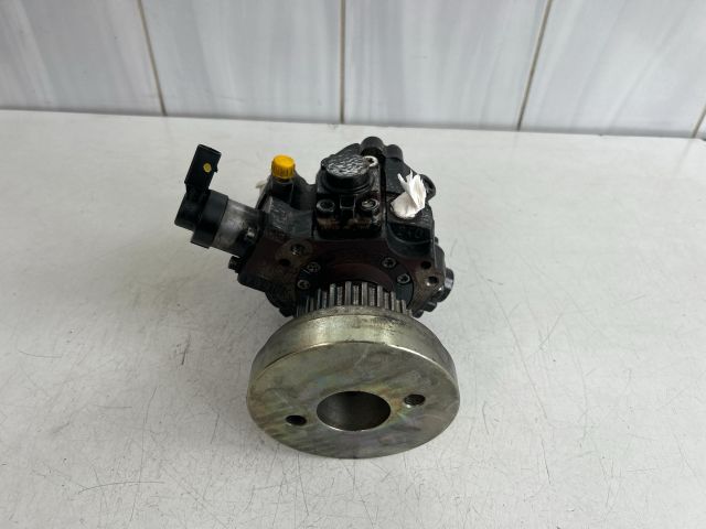 bontott AUDI A6 C6 Nagynyomású Szivattyú