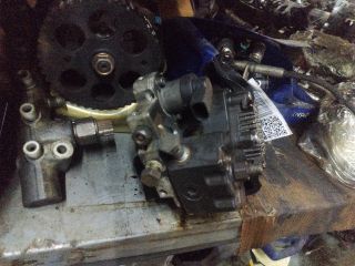 bontott AUDI A6 C6 Nagynyomású Szivattyú