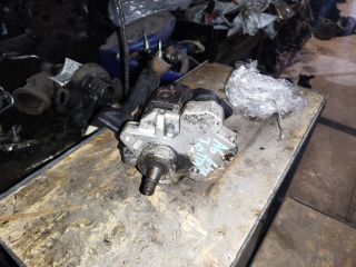 bontott AUDI A6 C6 Nagynyomású Szivattyú