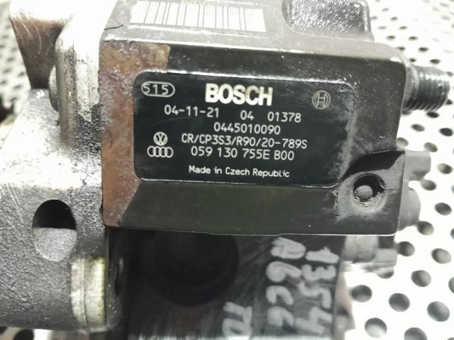 bontott AUDI A6 C6 Nagynyomású Szivattyú