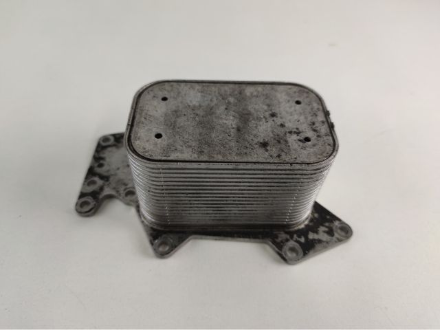 bontott AUDI A6 C6 Olajhűtő