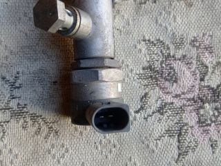 bontott AUDI A6 C6 Porlasztó Sor / Híd