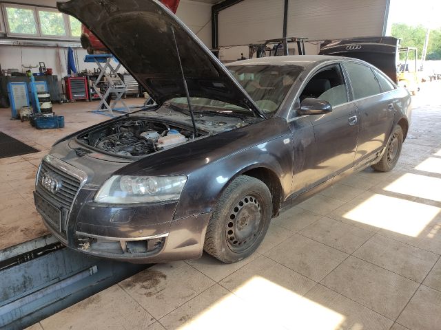 bontott AUDI A6 C6 Tank