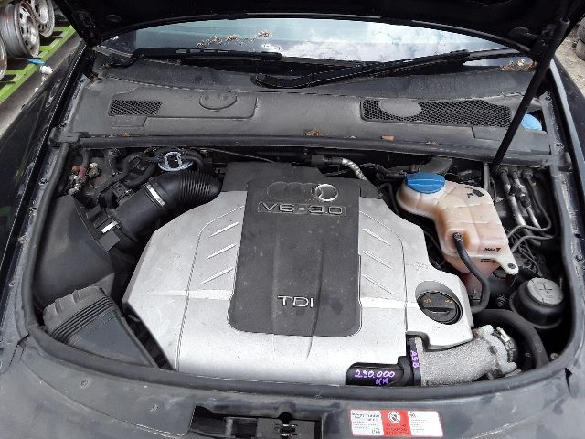 bontott AUDI A6 C6 Tank