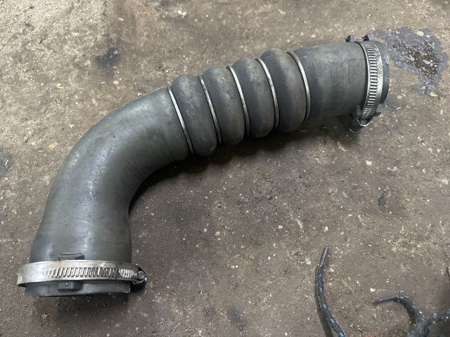 bontott AUDI A6 C6 Turbócső