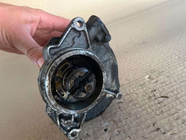 bontott AUDI A6 C6 Vákumpumpa