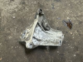 bontott AUDI A6 C6 Váltó Tartó Bak (Pozíciófüggetlen)