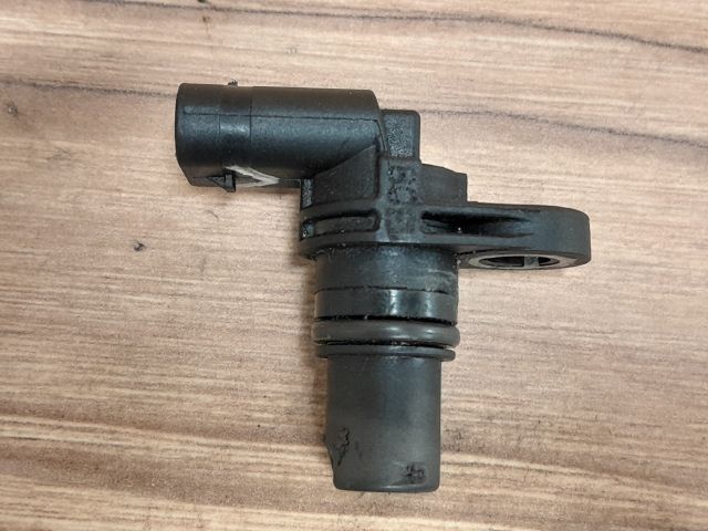 bontott AUDI A6 C6 Vezérműtengely Fordulatszám Jeladó