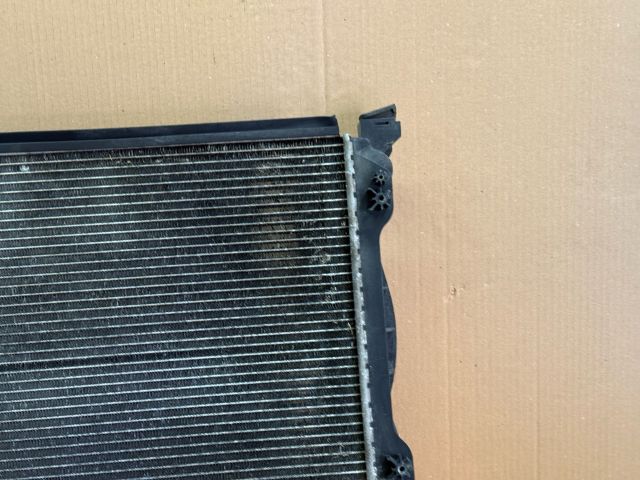 bontott AUDI A6 C6 Vízhűtő Radiátor (Klímás)