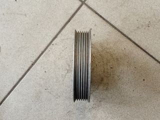 bontott AUDI A6 C6 Vízpumpa Szíjtárcsa