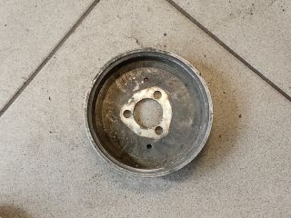 bontott AUDI A6 C6 Vízpumpa Szíjtárcsa