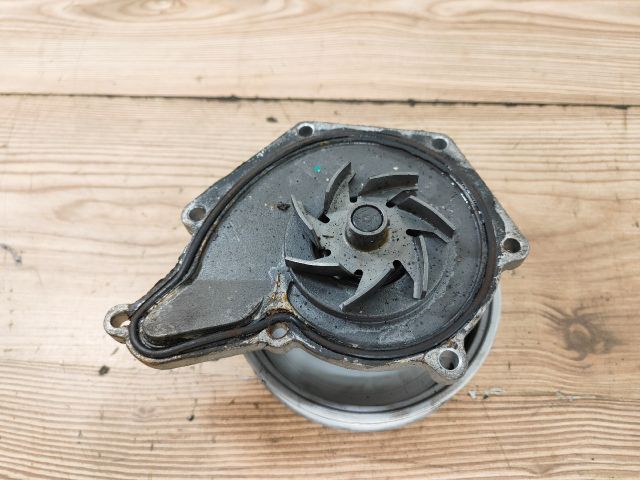 bontott AUDI A6 C6 Vízpumpa