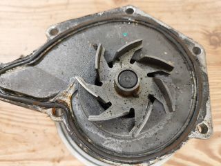 bontott AUDI A6 C6 Vízpumpa