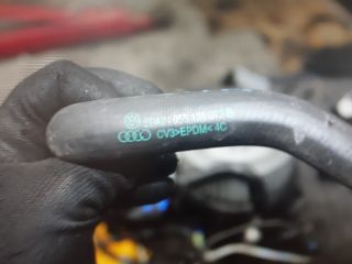 bontott AUDI A6 C6 Vízcső