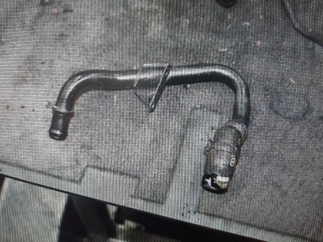 bontott AUDI A6 C6 Vízcső