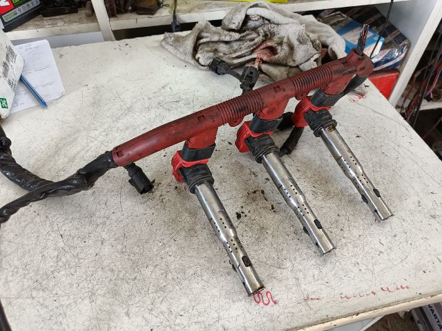 bontott AUDI A6 C6 Gyújtótrafó Szett