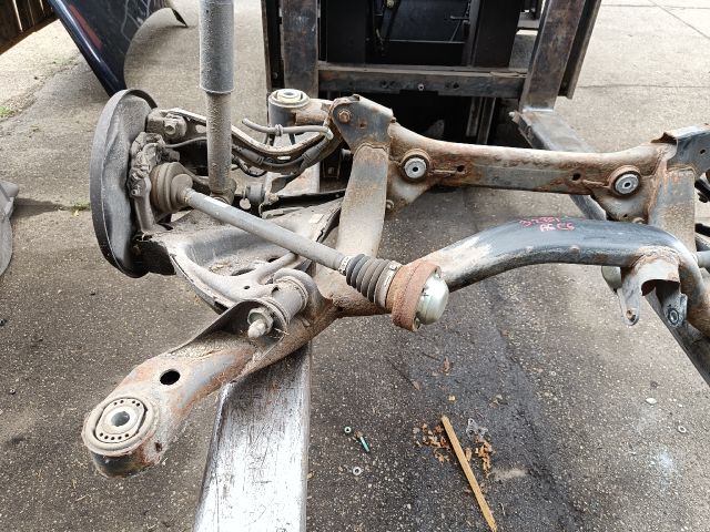 bontott AUDI A6 C6 Hátsó Híd (Tárcsafékes)