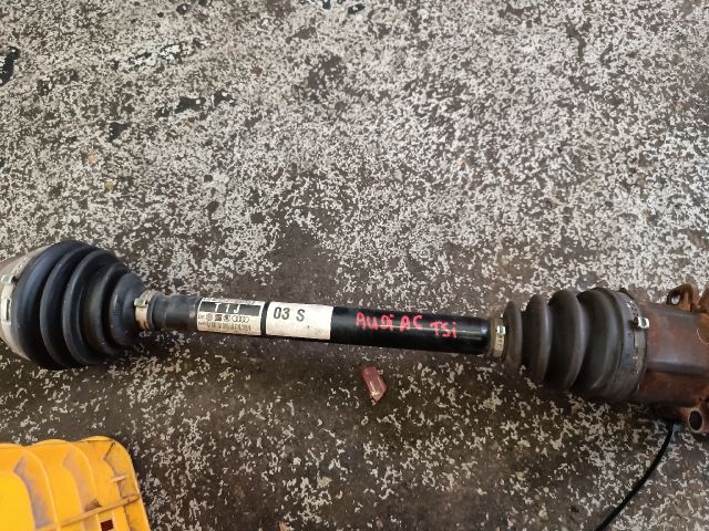 bontott AUDI A6 C6 Jobb Féltengely