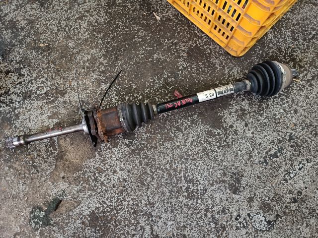 bontott AUDI A6 C6 Jobb Féltengely