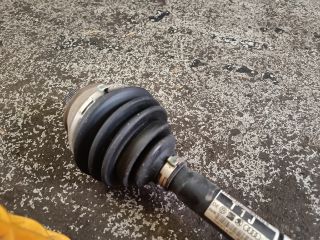 bontott AUDI A6 C6 Jobb Féltengely