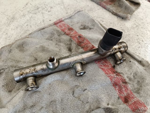 bontott AUDI A6 C6 Nyomócső