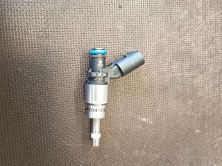 bontott AUDI A6 C6 Porlasztó (1 db)