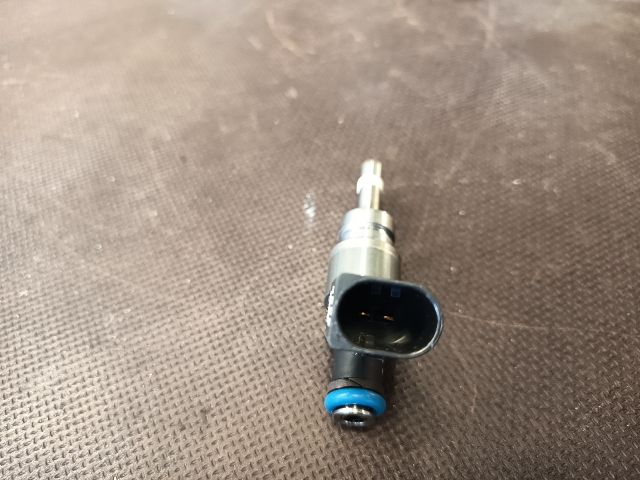 bontott AUDI A6 C6 Porlasztó (1 db)