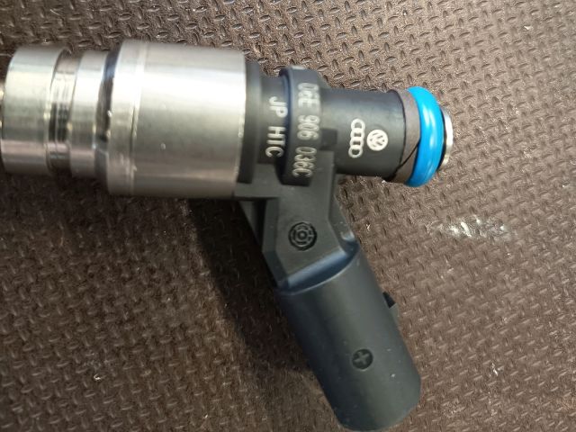 bontott AUDI A6 C6 Porlasztó (1 db)