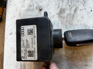 bontott AUDI A6 C6 Gyújtáskapcsoló