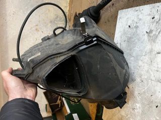 bontott AUDI A6 C6 Légszűrő Ház