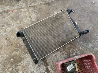 bontott AUDI A6 C6 Vízhűtő Radiátor (Klímás)