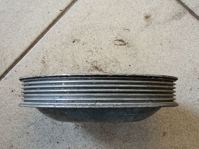 bontott AUDI A6 C6 Vízpumpa Szíjtárcsa