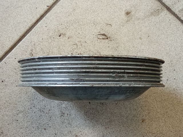 bontott AUDI A6 C6 Vízpumpa Szíjtárcsa