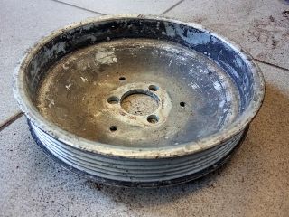 bontott AUDI A6 C6 Vízpumpa Szíjtárcsa