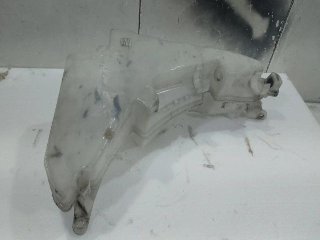 bontott AUDI A6 C6 Ablakmosó Tartály