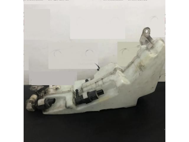 bontott AUDI A6 C6 Ablakmosó Tartály