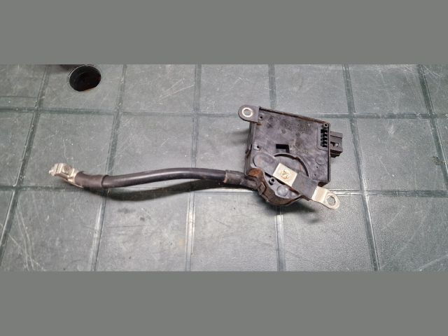 bontott AUDI A6 C6 Akkumulátor Vezérlő Panel