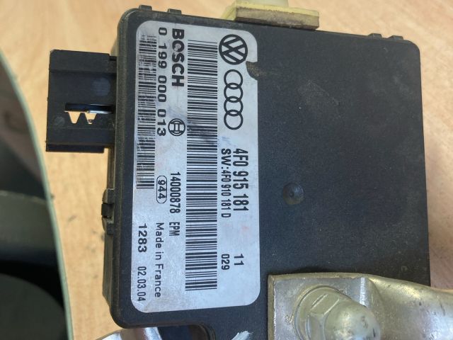 bontott AUDI A6 C6 Akkumulátor Vezérlő Panel