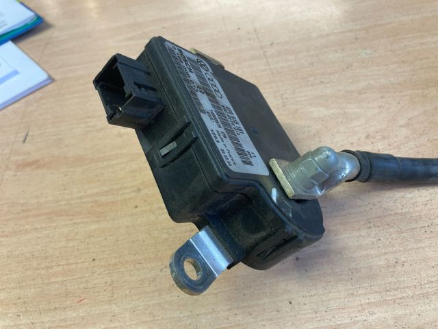 bontott AUDI A6 C6 Akkumulátor Vezérlő Panel