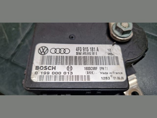 bontott AUDI A6 C6 Akkumulátor Vezérlő Panel