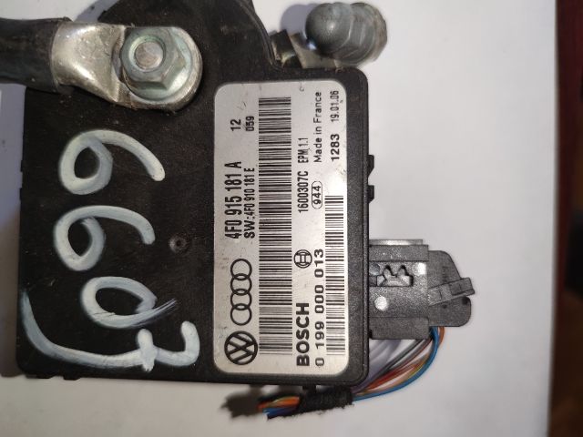 bontott AUDI A6 C6 Akkumulátor Vezérlő Panel