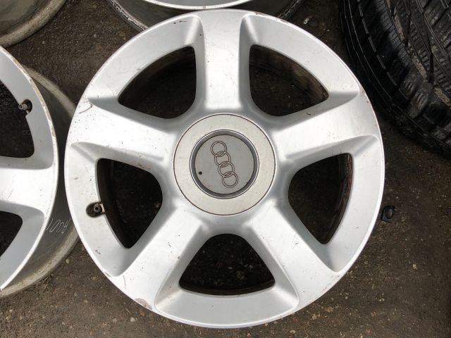 bontott AUDI A6 C6 Alufelni Szett