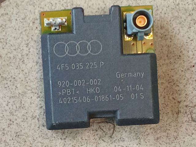 bontott AUDI A6 C6 Antenna Erősítő