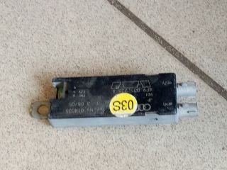 bontott AUDI A6 C6 Antenna Erősítő
