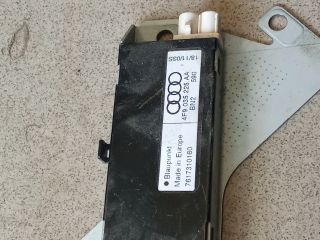 bontott AUDI A6 C6 Antenna Erősítő