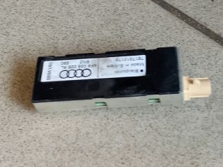 bontott AUDI A6 C6 Antenna Erősítő