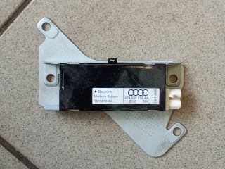 bontott AUDI A6 C6 Antenna Erősítő