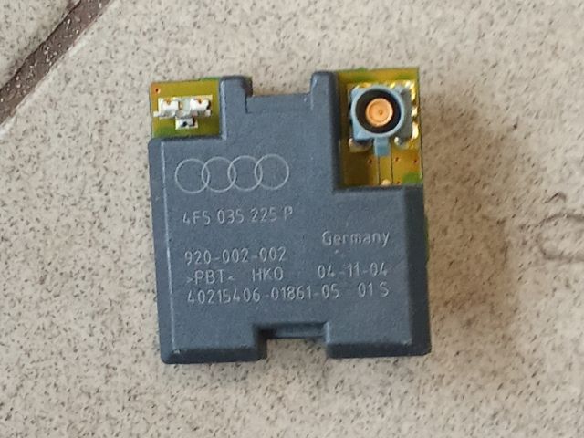 bontott AUDI A6 C6 Antenna Erősítő