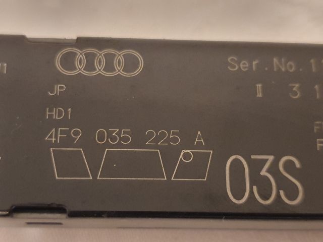 bontott AUDI A6 C6 Antenna Erősítő